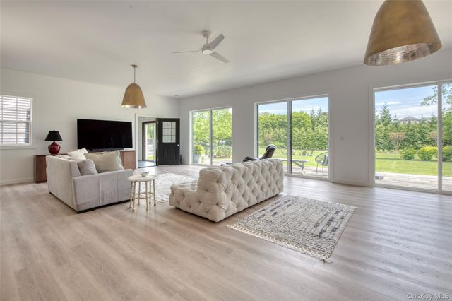 745 Golfview Court, East Marion, NY 11939