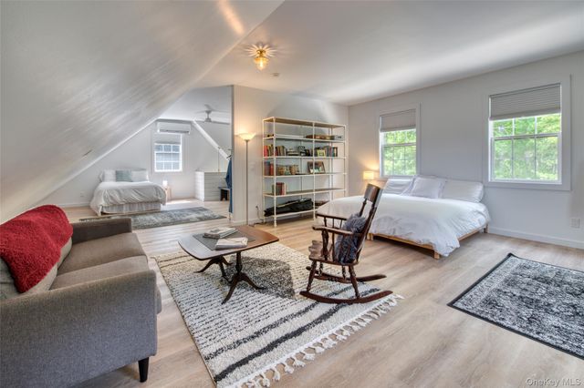 745 Golfview Court, East Marion, NY 11939