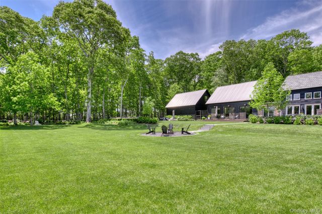 745 Golfview Court, East Marion, NY 11939
