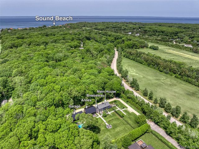 745 Golfview Court, East Marion, NY 11939