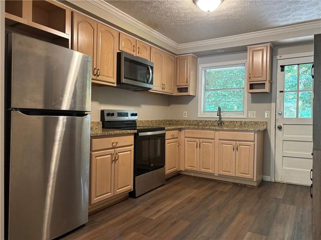 152 Fields Landing Drive, Canton, GA 30114