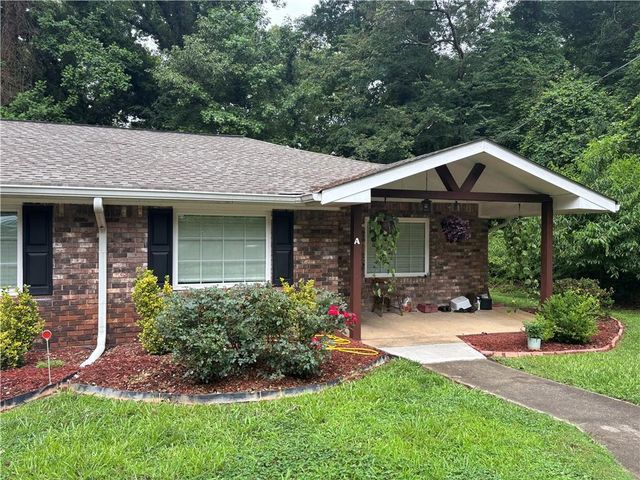 152 Fields Landing Drive, Canton, GA 30114