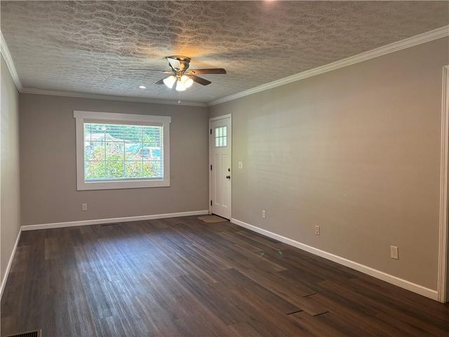 152 Fields Landing Drive, Canton, GA 30114