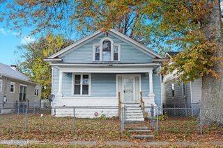 824 S 36th St, Louisville, KY 40211