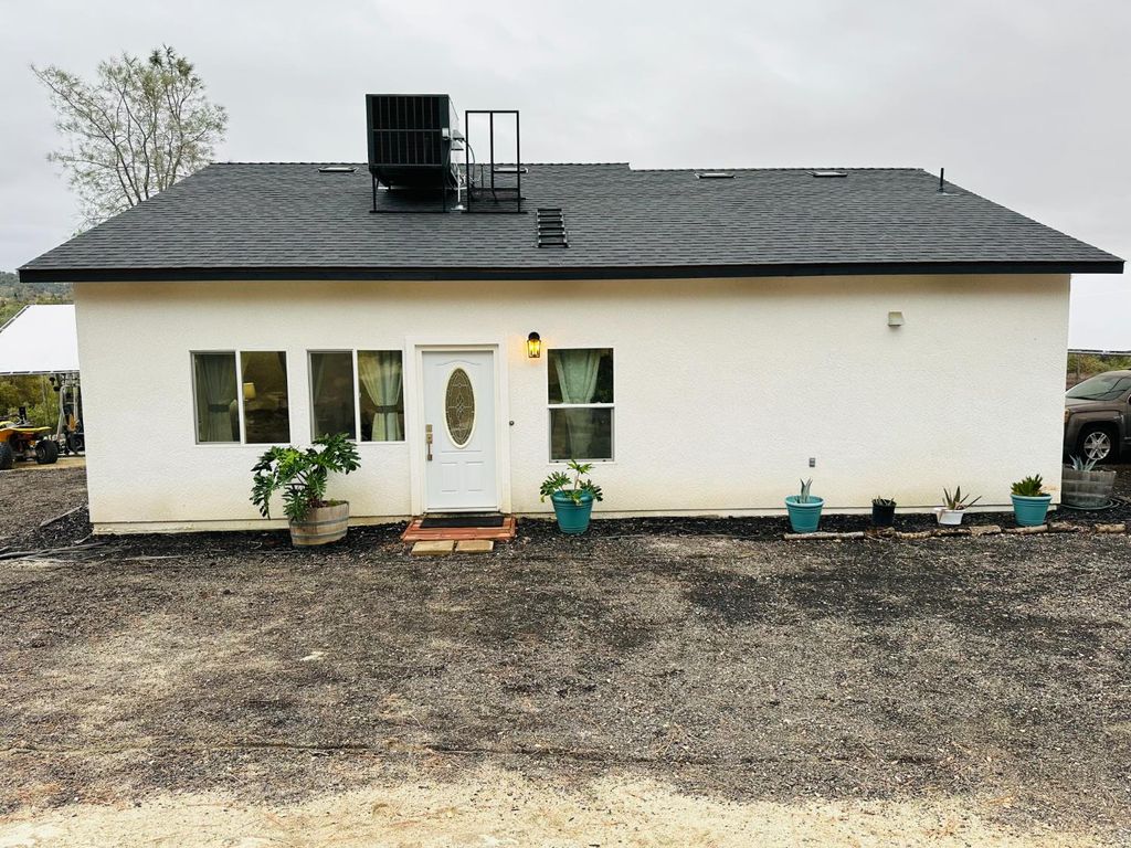 Image 1 of property listing at 32003 Shah Court, Coarsegold, CA 93614