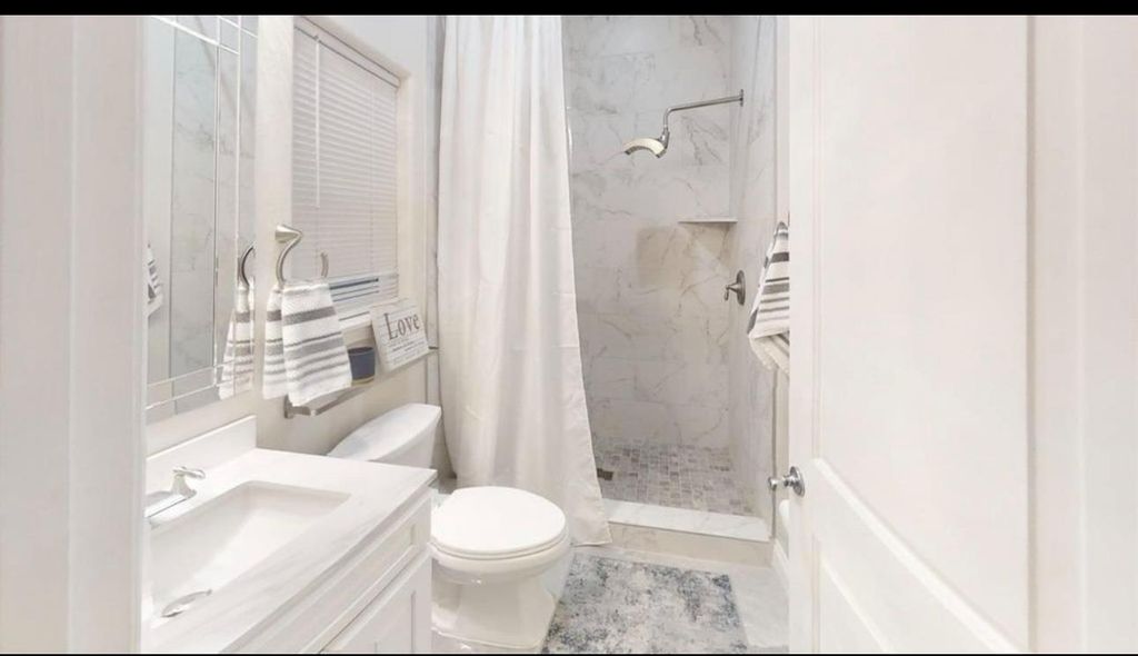 Image 16 of property listing at 32003 Shah Court, Coarsegold, CA 93614