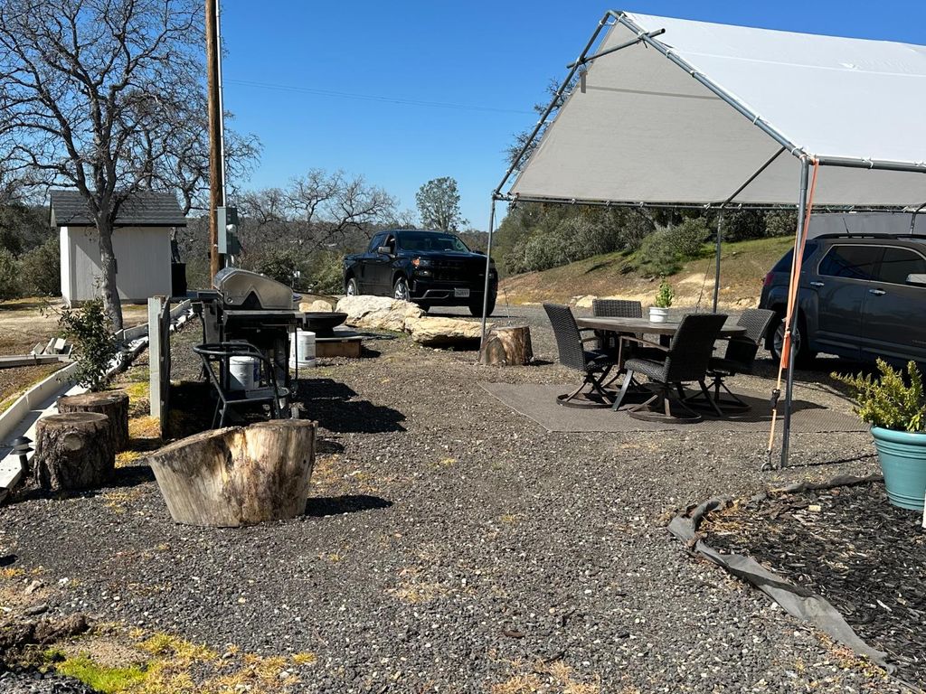 Image 21 of property listing at 32003 Shah Court, Coarsegold, CA 93614