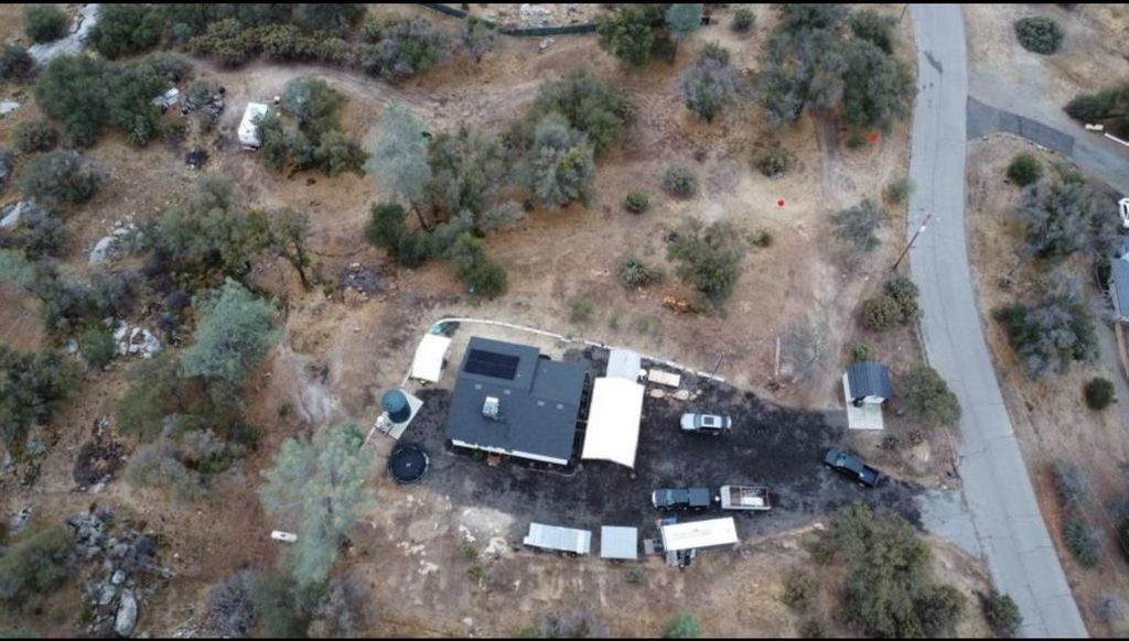 Image 4 of property listing at 32003 Shah Court, Coarsegold, CA 93614