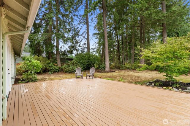 17653 NE Noll Road, Poulsbo, WA 98370