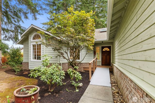 17653 NE Noll Road, Poulsbo, WA 98370