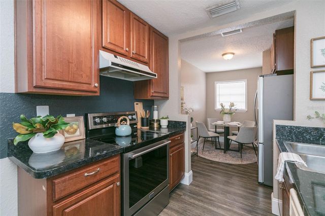 7316 S WEST SHORE BOULEVARD, Tampa, FL 33616
