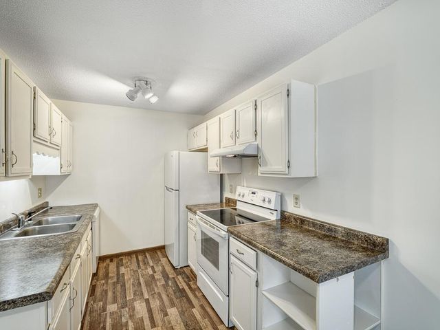 5808 W 26th Street, Saint Louis Park, MN 55416