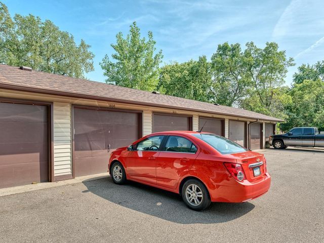 5808 W 26th Street, Saint Louis Park, MN 55416