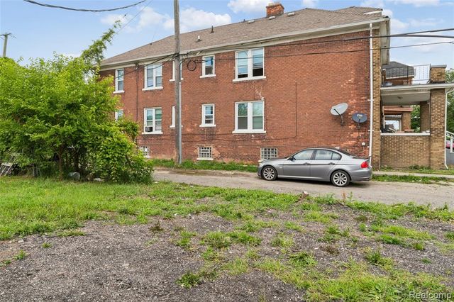 7225 American Street, Detroit, MI 48210