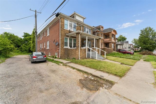 7225 American Street, Detroit, MI 48210