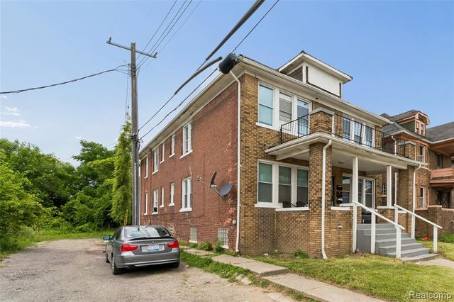 7225 American Street, Detroit, MI 48210
