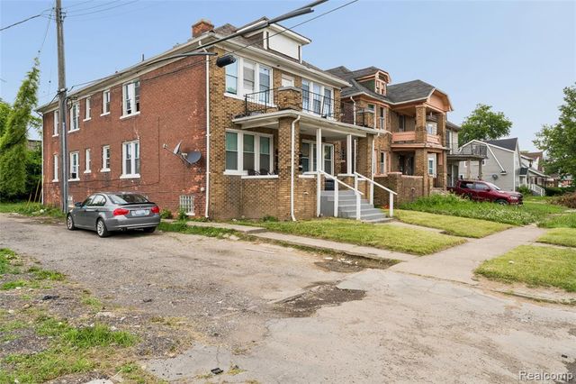 7225 American Street, Detroit, MI 48210