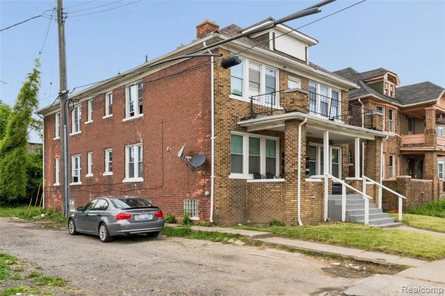 7225 American Street, Detroit, MI 48210
