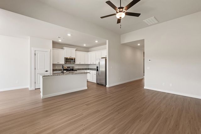 418 West Claywalk Road, Woodruff, SC 29388