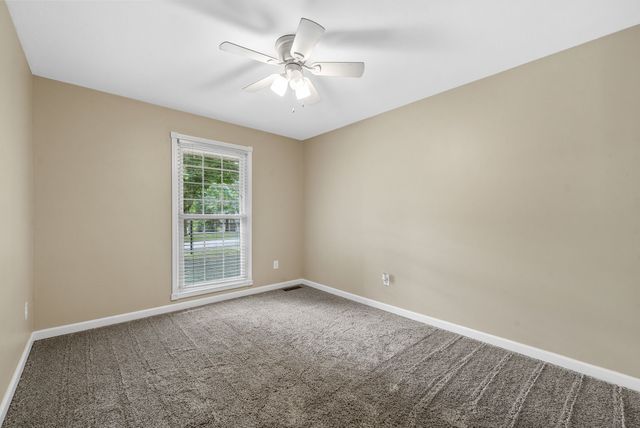 114 Hickory Hill Dr, Dover, TN 37058