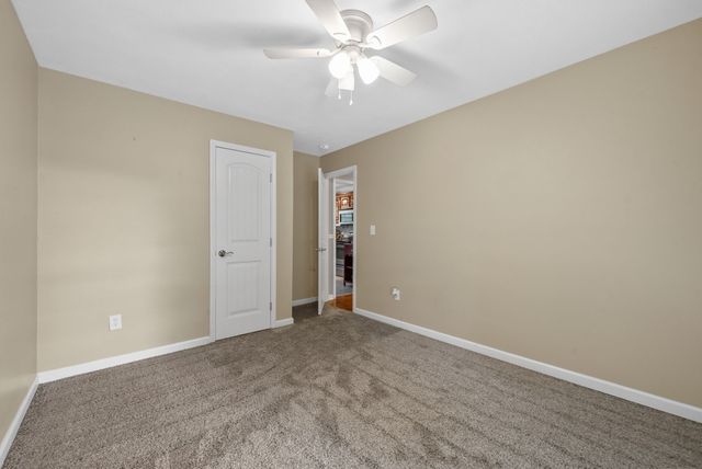 114 Hickory Hill Dr, Dover, TN 37058