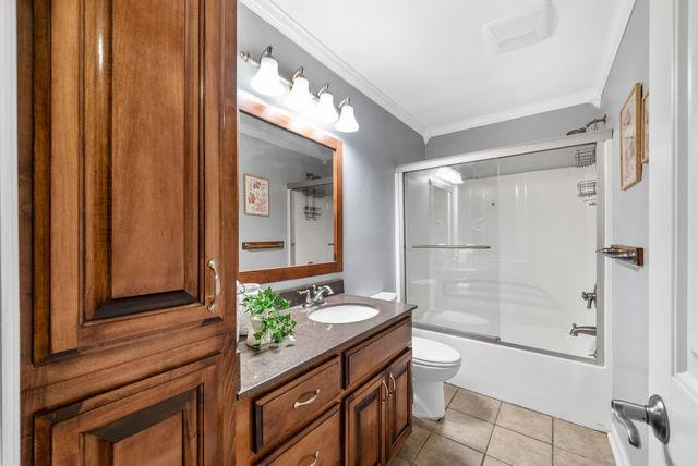 114 Hickory Hill Dr, Dover, TN 37058