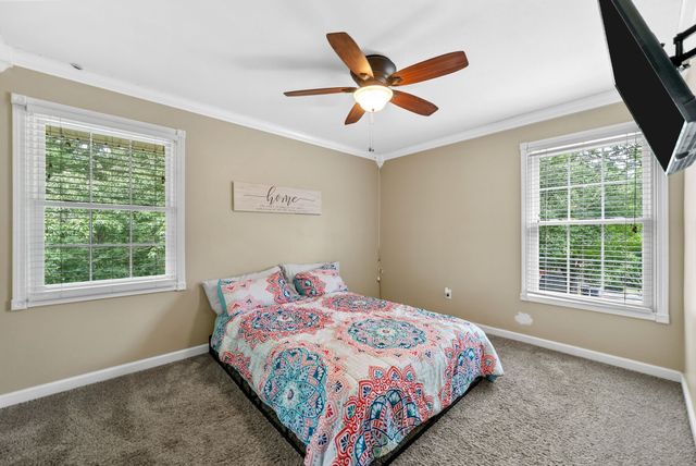 114 Hickory Hill Dr, Dover, TN 37058