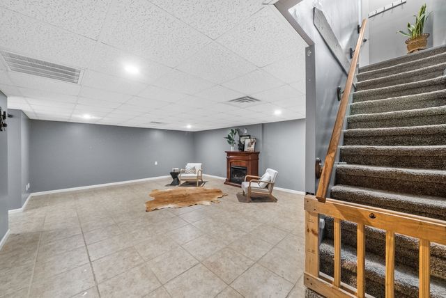 114 Hickory Hill Dr, Dover, TN 37058