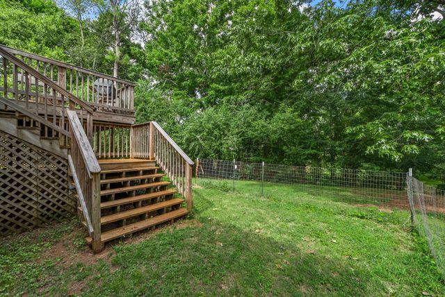 114 Hickory Hill Dr, Dover, TN 37058