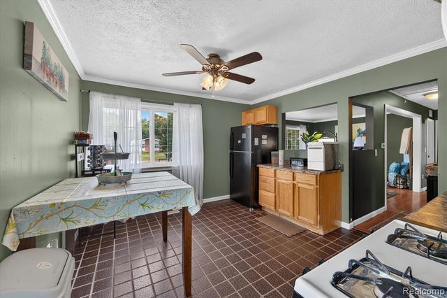 10660 Jackson Street, Belleville, MI 48111