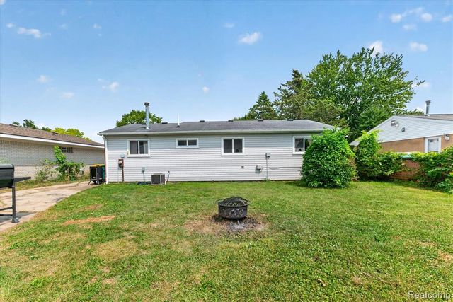 10660 Jackson Street, Belleville, MI 48111