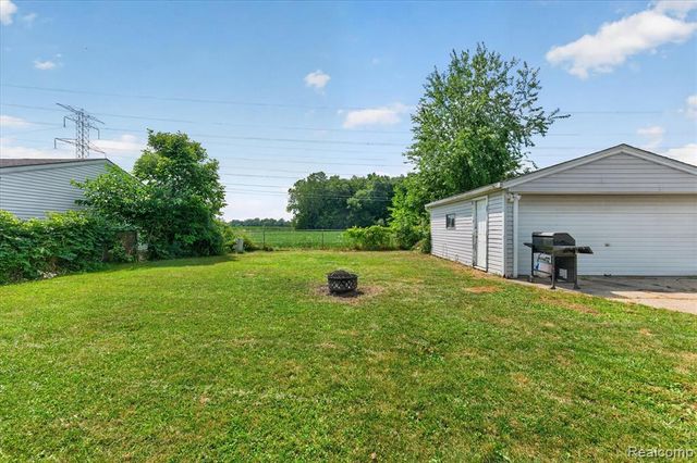 10660 Jackson Street, Belleville, MI 48111