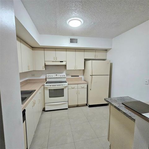 3600 N 56th Ave 105, Hollywood, FL 33021