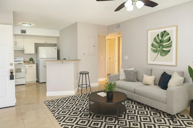 3600 N 56th Ave 105, Hollywood, FL 33021