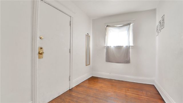 71 Crombie Street, Rochester, NY 14605