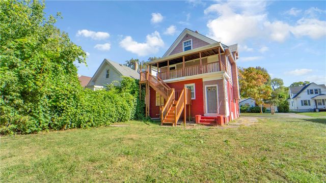 71 Crombie Street, Rochester, NY 14605