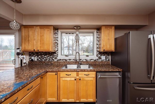 302 N Van Buren Street, Tecumseh, MI 49286