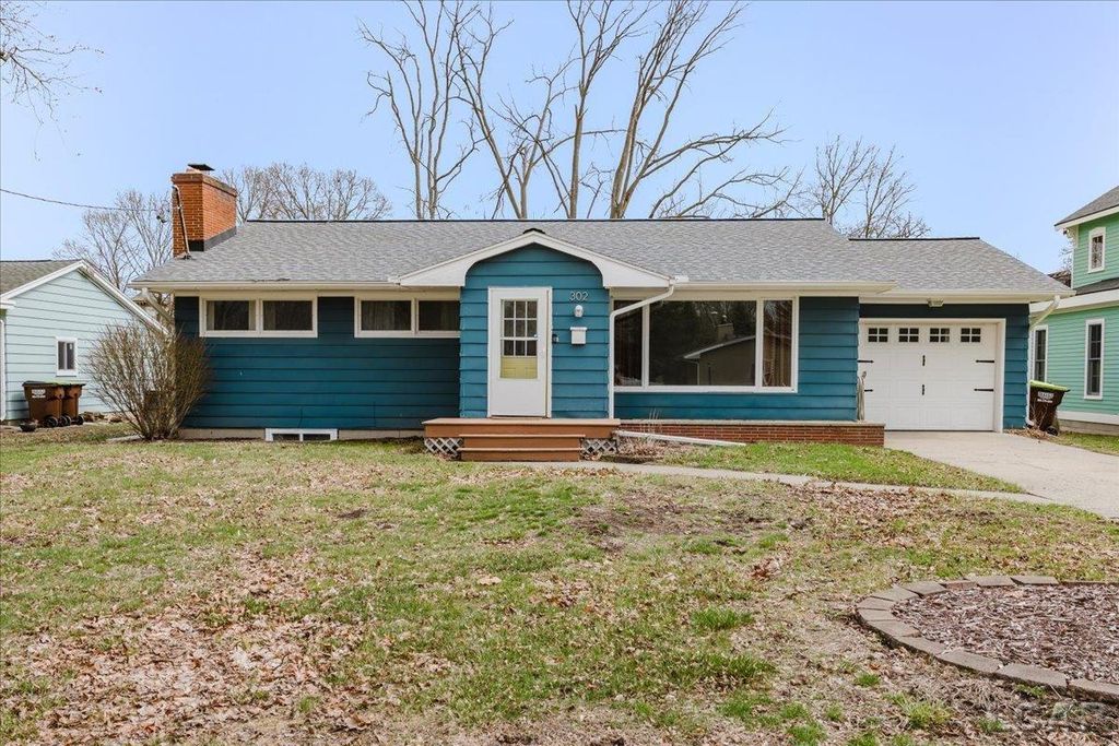 302 N Van Buren Street, Tecumseh, MI 49286