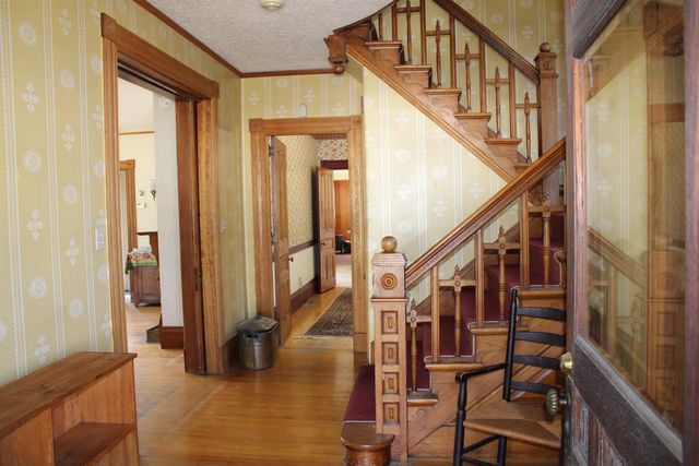 69 Winter Street, St. Johnsbury, VT 05819