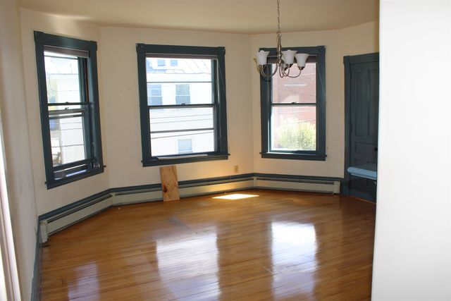 69 Winter Street, St. Johnsbury, VT 05819