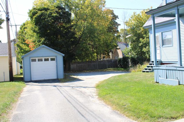 69 Winter Street, St. Johnsbury, VT 05819