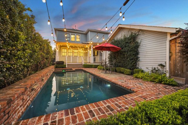 916 Columbia Street, Houston, TX 77008