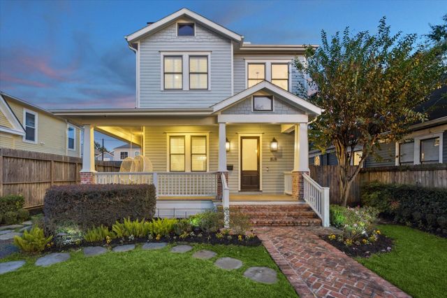 916 Columbia Street, Houston, TX 77008