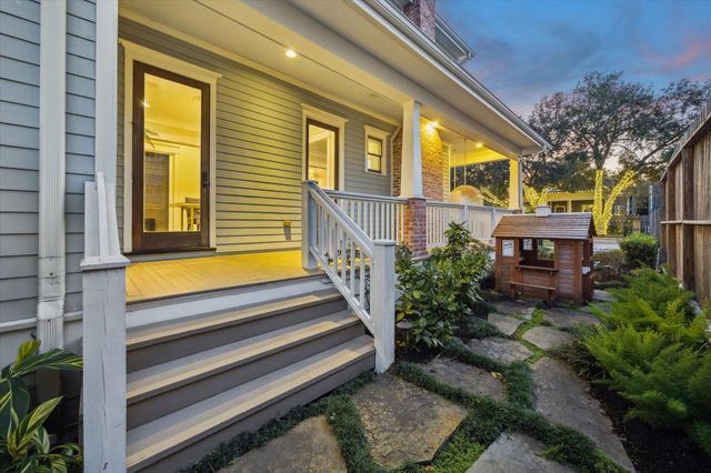 916 Columbia Street, Houston, TX 77008