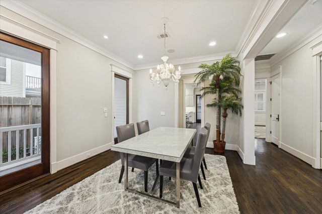 916 Columbia Street, Houston, TX 77008