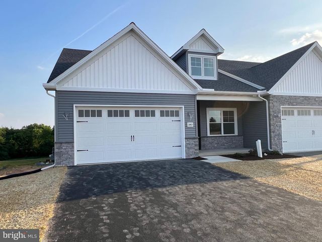 380 RIDGEFIELD DR, Elizabethtown, PA 17022