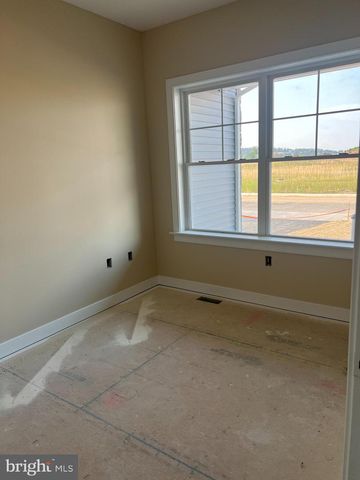 380 RIDGEFIELD DR, Elizabethtown, PA 17022