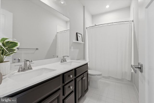 21839 CLARKSBURG RD, Clarksburg, MD 20871