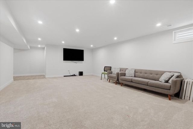21839 CLARKSBURG RD, Clarksburg, MD 20871