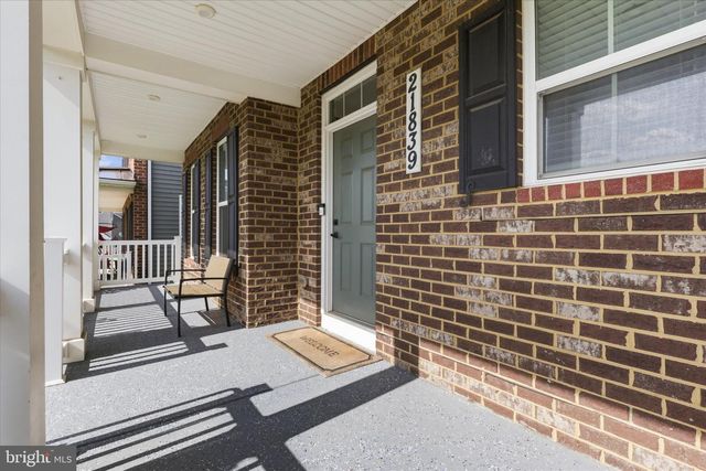 21839 CLARKSBURG RD, Clarksburg, MD 20871